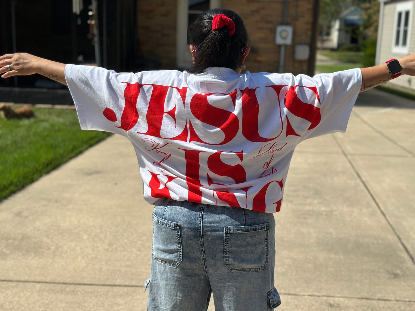 Customer photo review of [PRE-ORDER - SHIPS EARLY SEPTEMBER] Jesus is King Jumbo Print Tee - Ivory (Oversized)