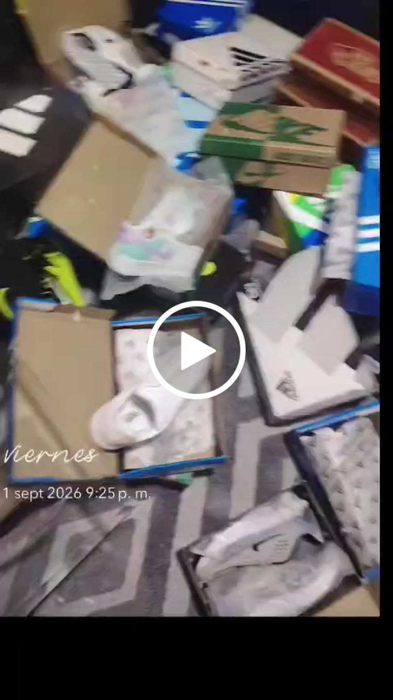 Customer video review of Tenis 025 Negro Plata Negro