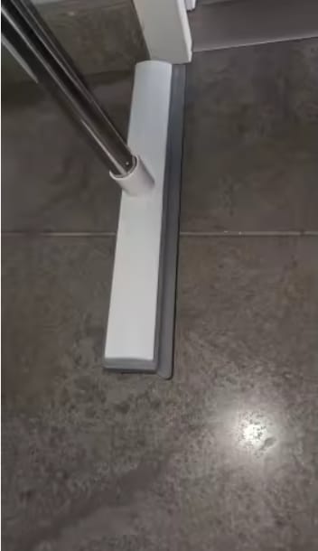 Customer photo review of furrake Pet Hair Carpet Rake