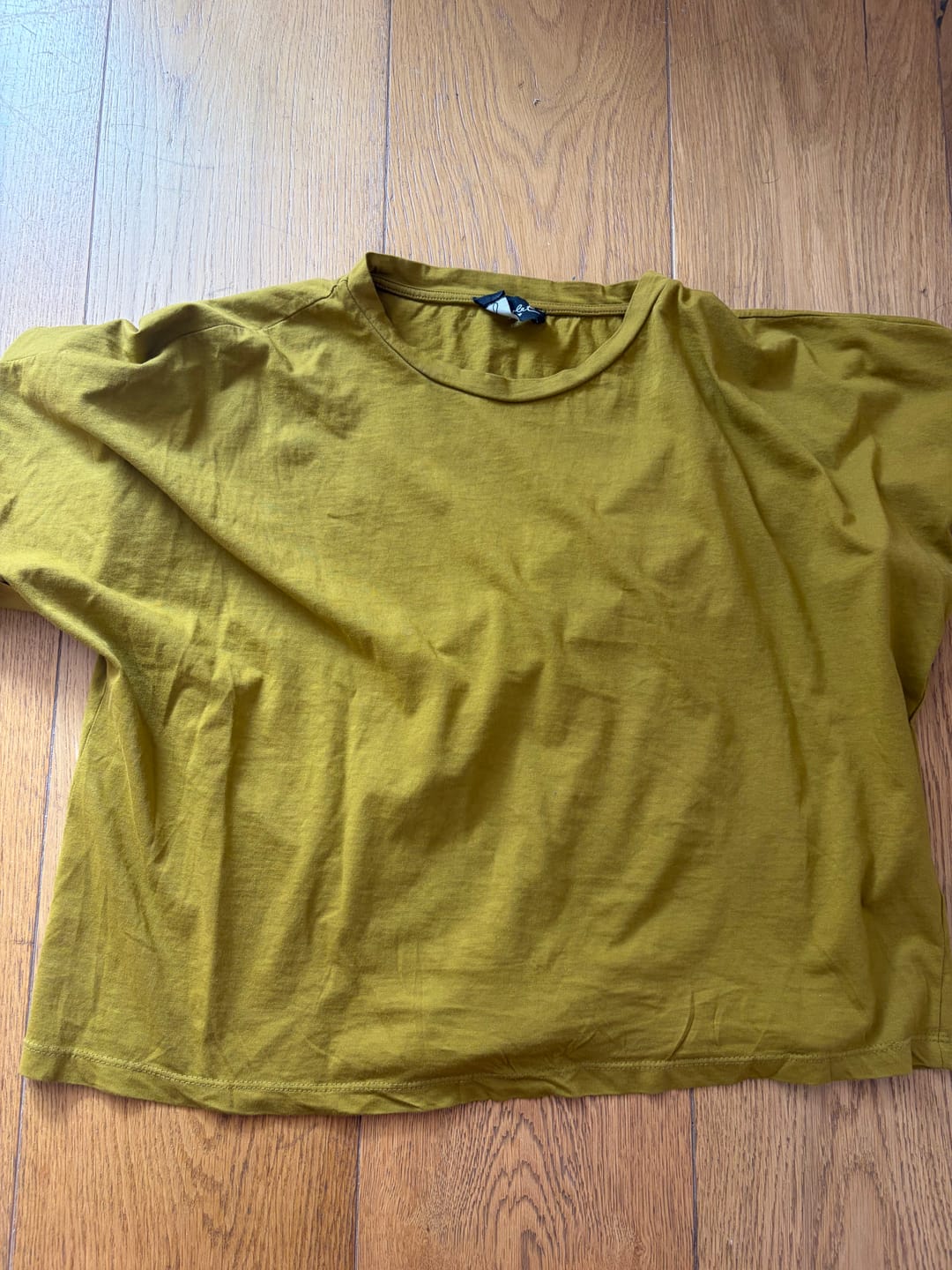 Customer photo review of T-SHIRT GIUSY OLIO