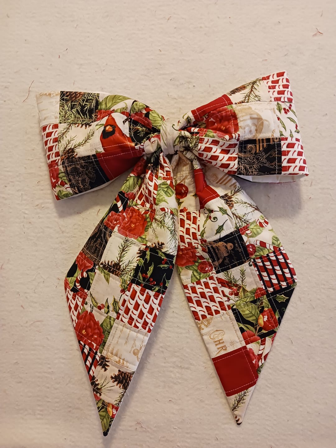 Customer photo review of Vintage Charm Bow Pattern