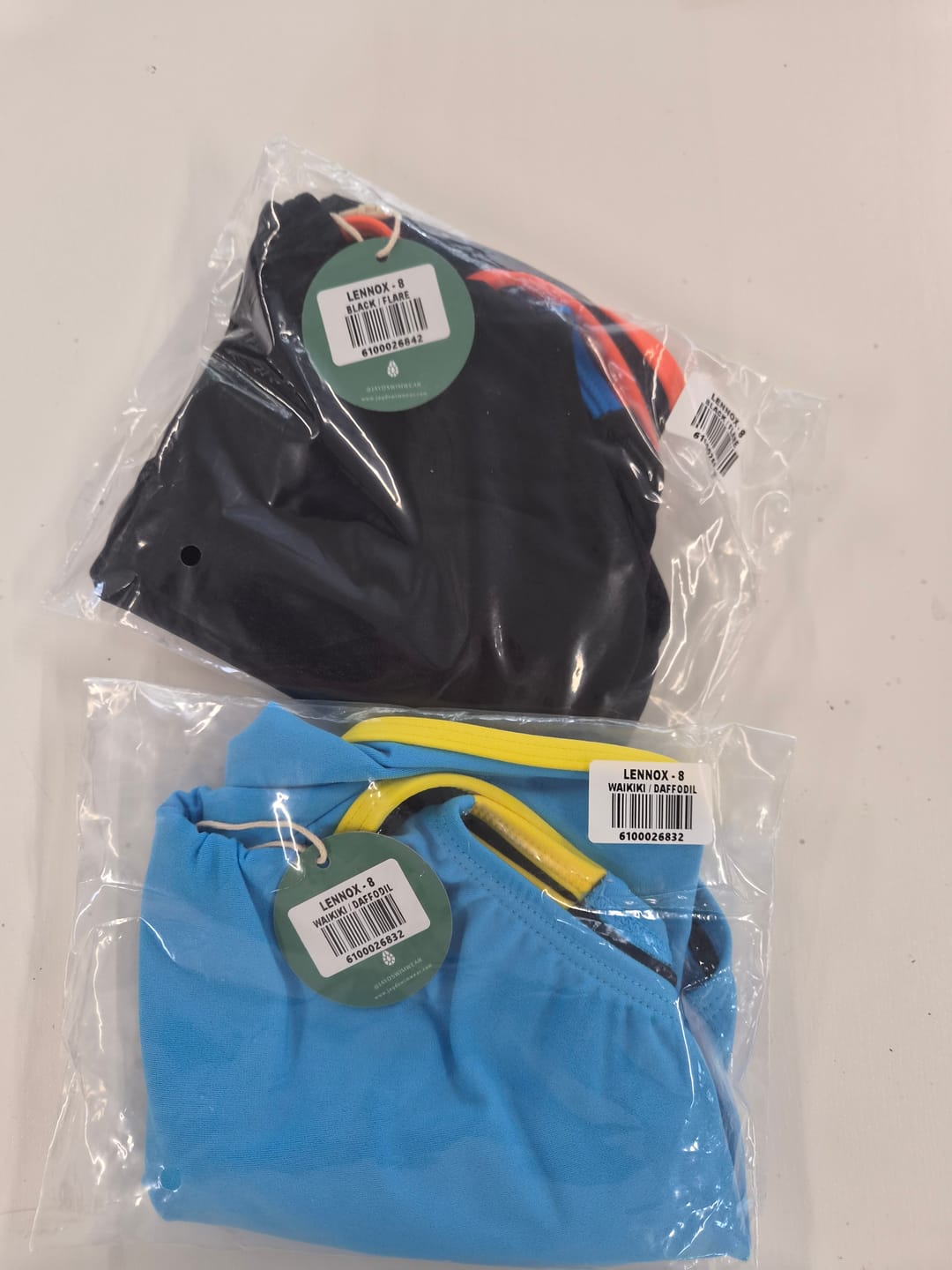 Customer photo review of LENNOX ONE PIECE - Black|Flare