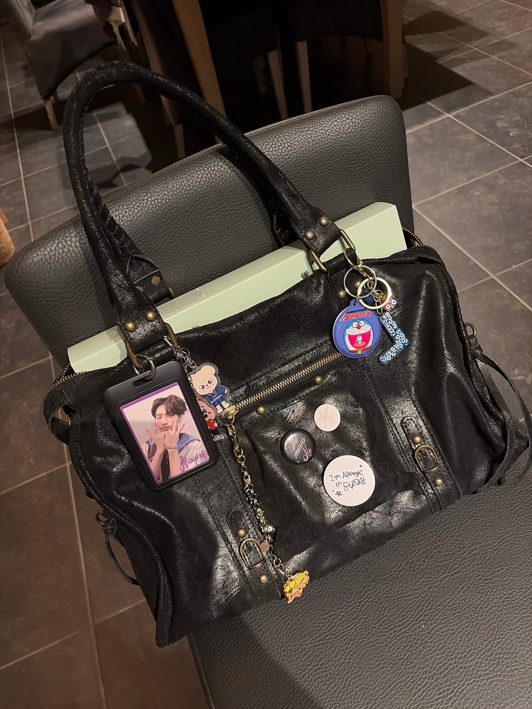 Customer photo review of It girl bag black