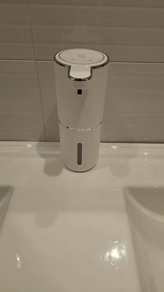 Customer photo review of Automatic Wall-Mounted Foaming Liquid Soap Dispenser Electric USB Charging Hand Sanitizer Dispenser for Hotels Bathrooms
