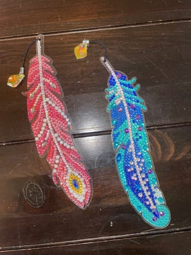 Customer photo review of Feather Designs, Set of 6 | Diamond Painting Bookmarks