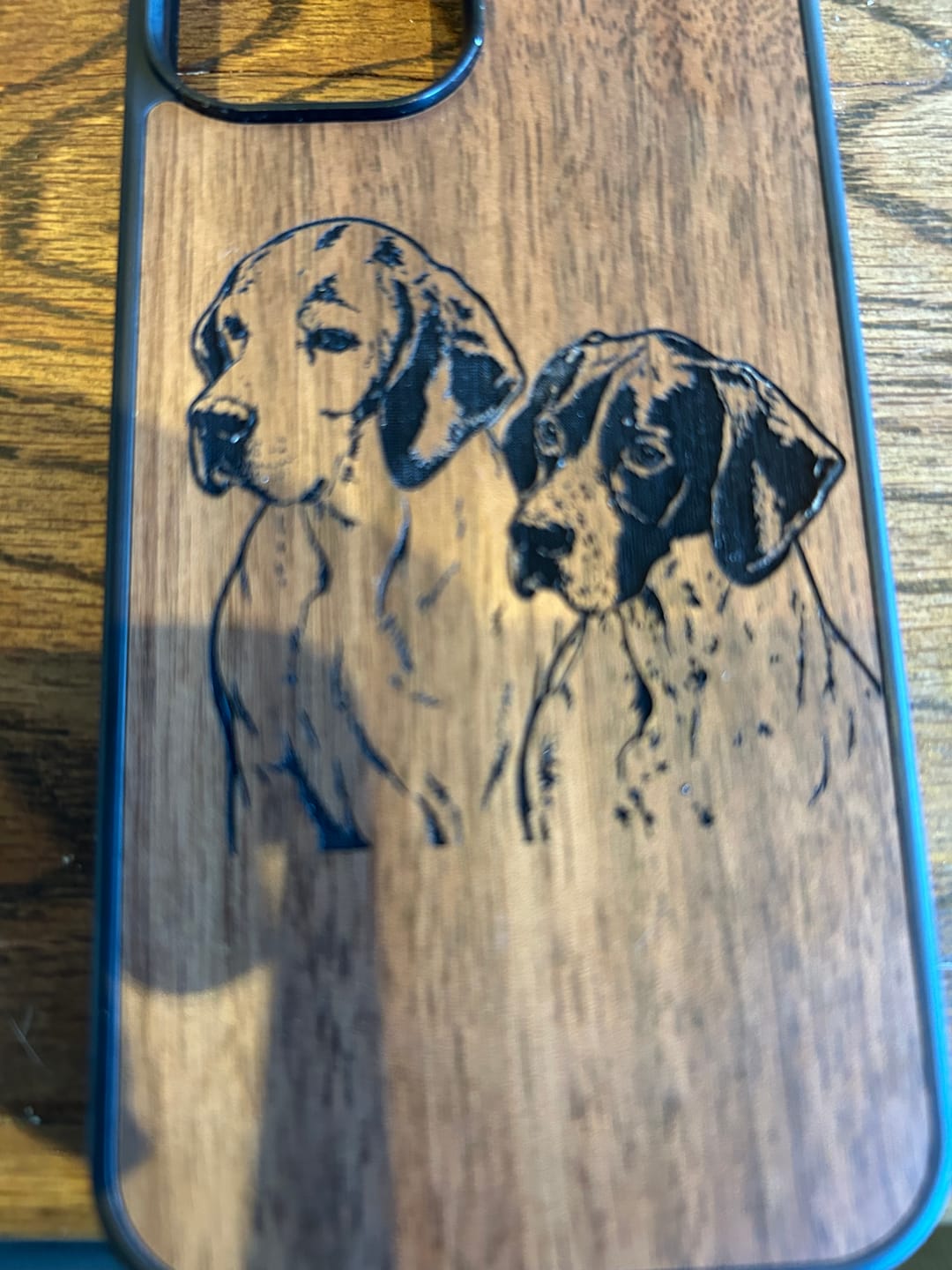 Customer photo review of Mobilskal din Hund | Valnöt