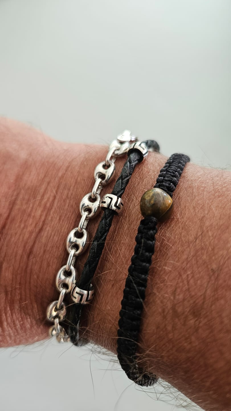 Customer photo review of Rolo Chain Bracelet