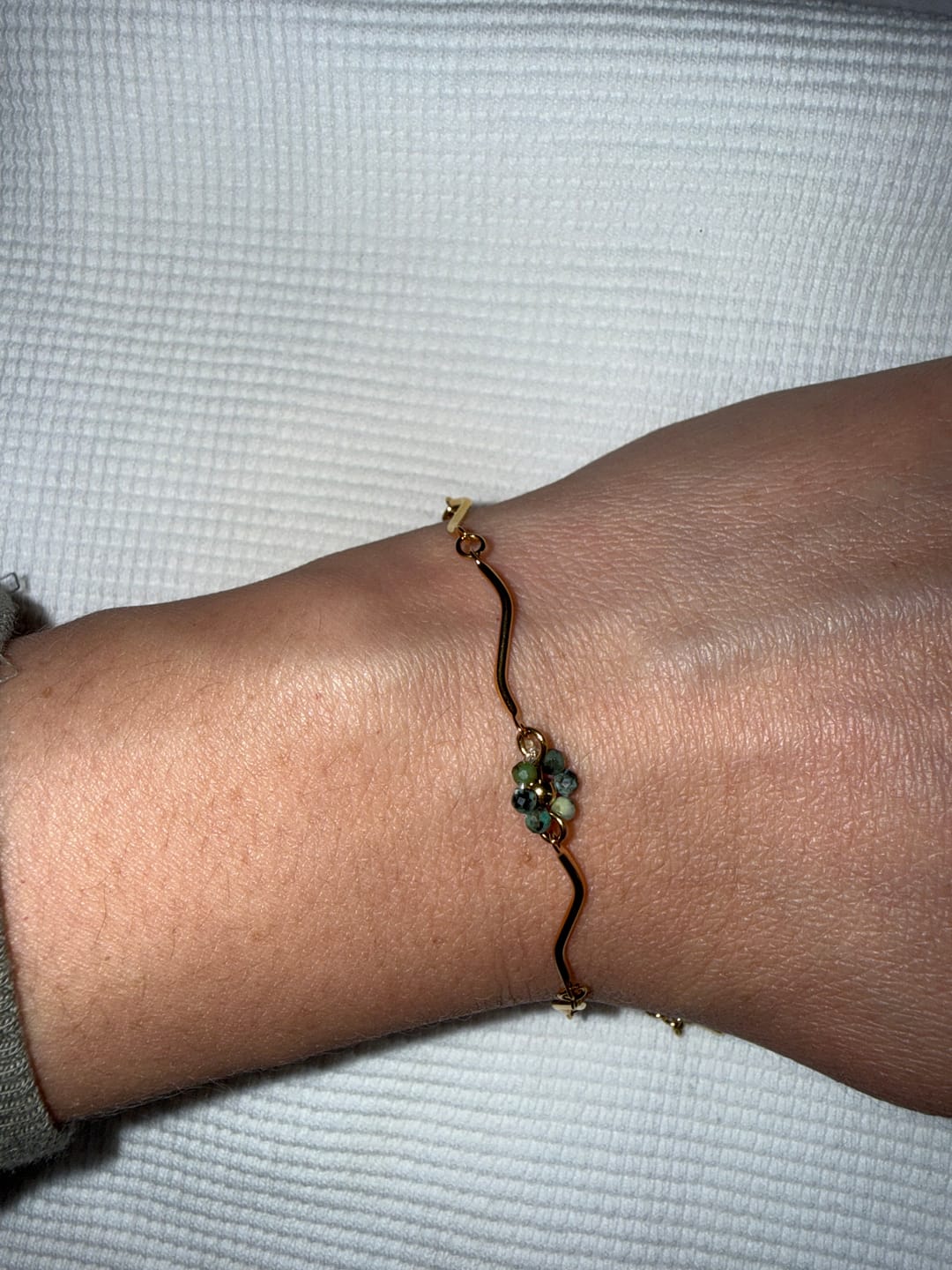 Customer photo review of Forest Flower Stone Gold Bracelet