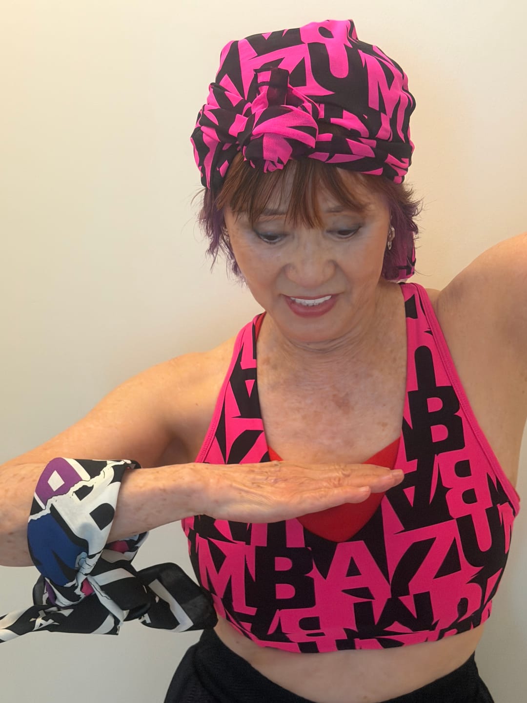 Customer photo review of Ultrabright Reversible ZW Racerback V-Bra