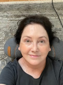 Customer photo review of Naprelle MamaEase Heated Neck Pillow