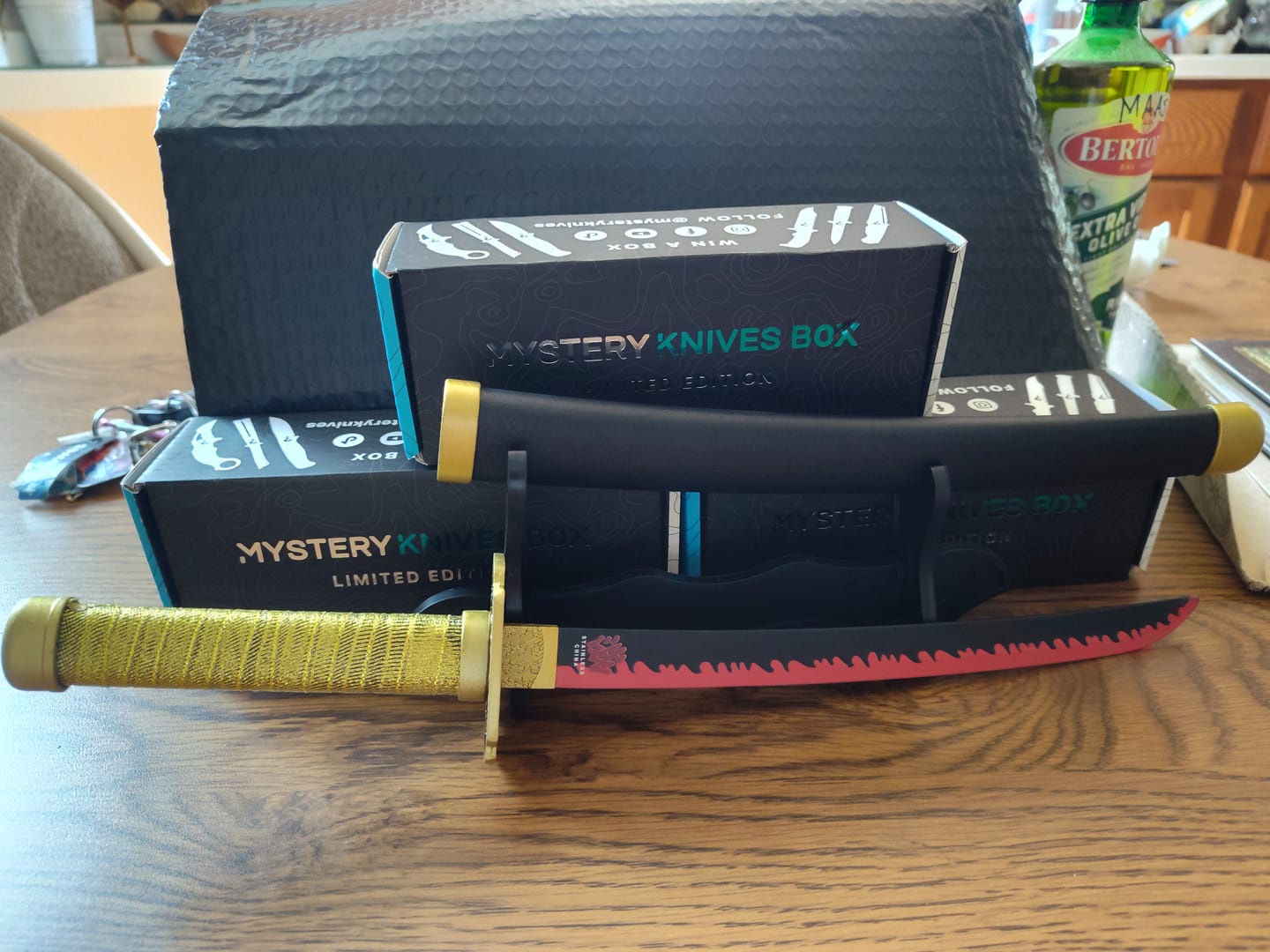Customer photo review of MINI KNIVES MYSTERY BOX™