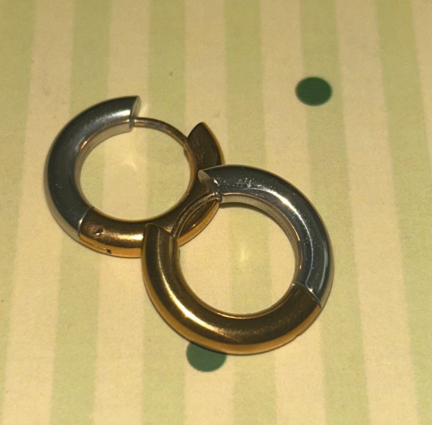 Customer photo review of Aretes Rouff Plata