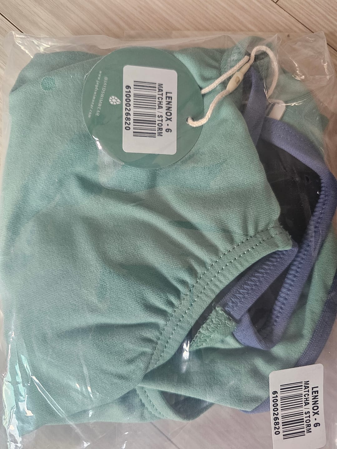 Customer photo review of LENNOX ONE PIECE - Matcha|Storm