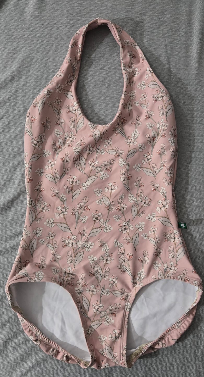 Customer photo review of DUSTY ROSE APPLE BLOSSOM SWIFT
