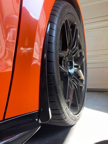 Customer photo review of Corvette C8 Z06 / E-Ray XL Extended Splash Guard
