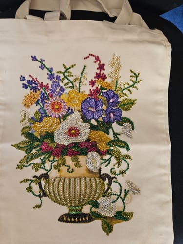 Customer photo review of Flower vase | Diamond Painting Tote Bag Kit