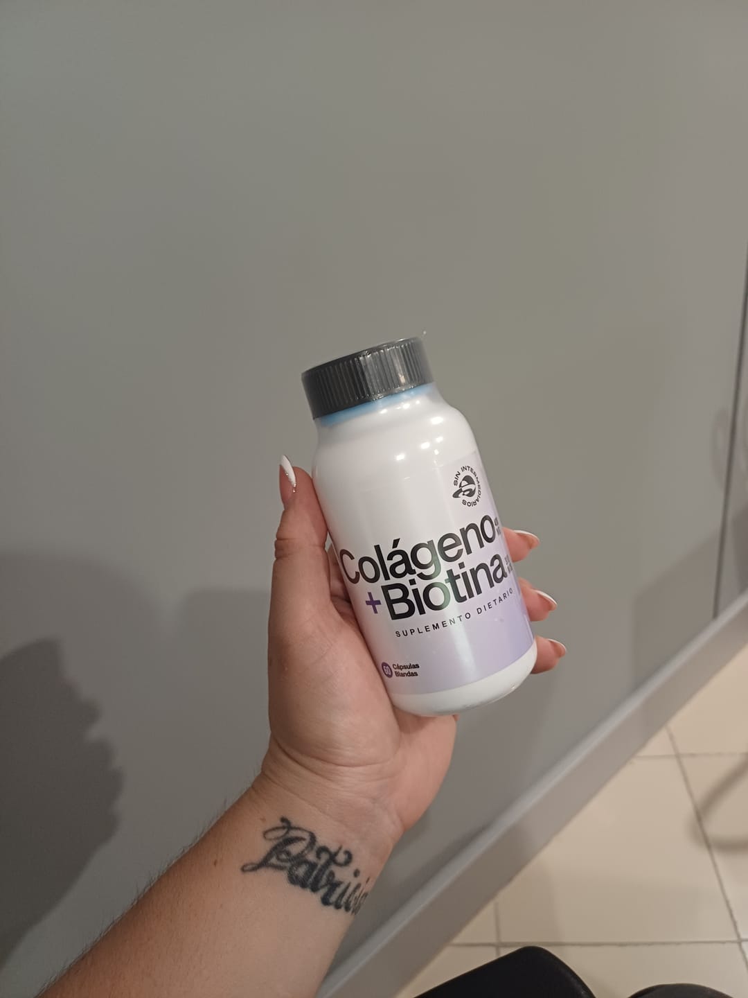 Customer photo review of Cápsulas Colágeno + Biotina