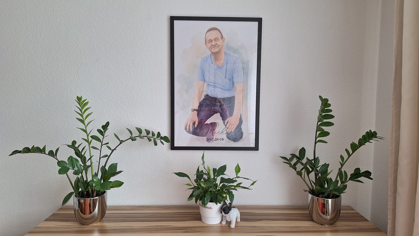 Customer photo review of Euer Foto als Kunstwerk – mit Live-Vorschau, als Poster oder Leinwand