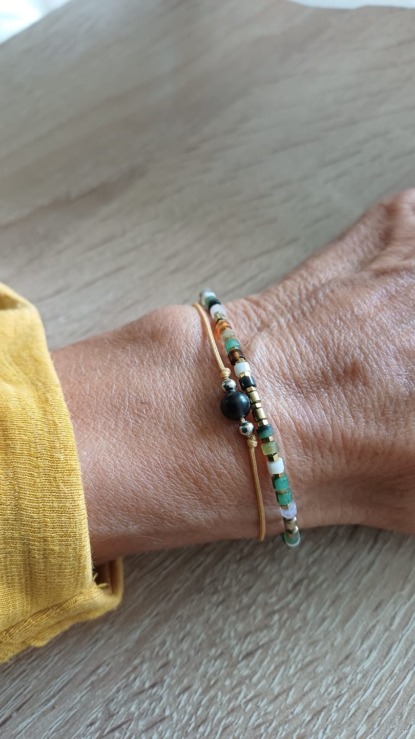 Customer photo review of Obsidian Armband - Naturband
