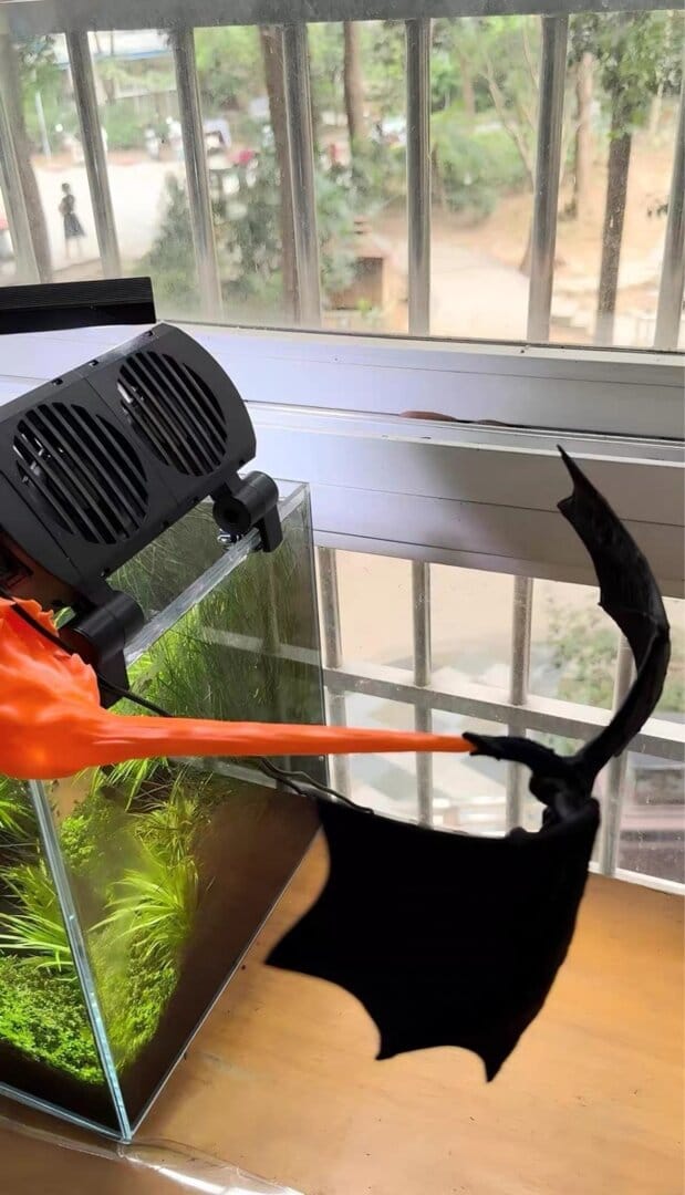 Customer photo review of NightFire Flying Dragon LED Lamp – 3D Printed Glowing Desk & Room Decor