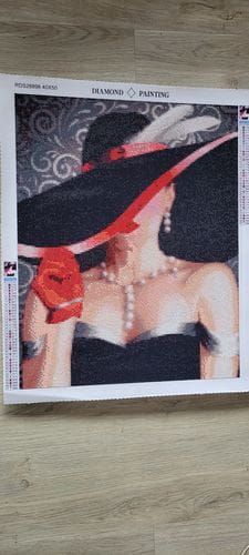 Customer photo review of Hat with woman | Diamond Painting Kit