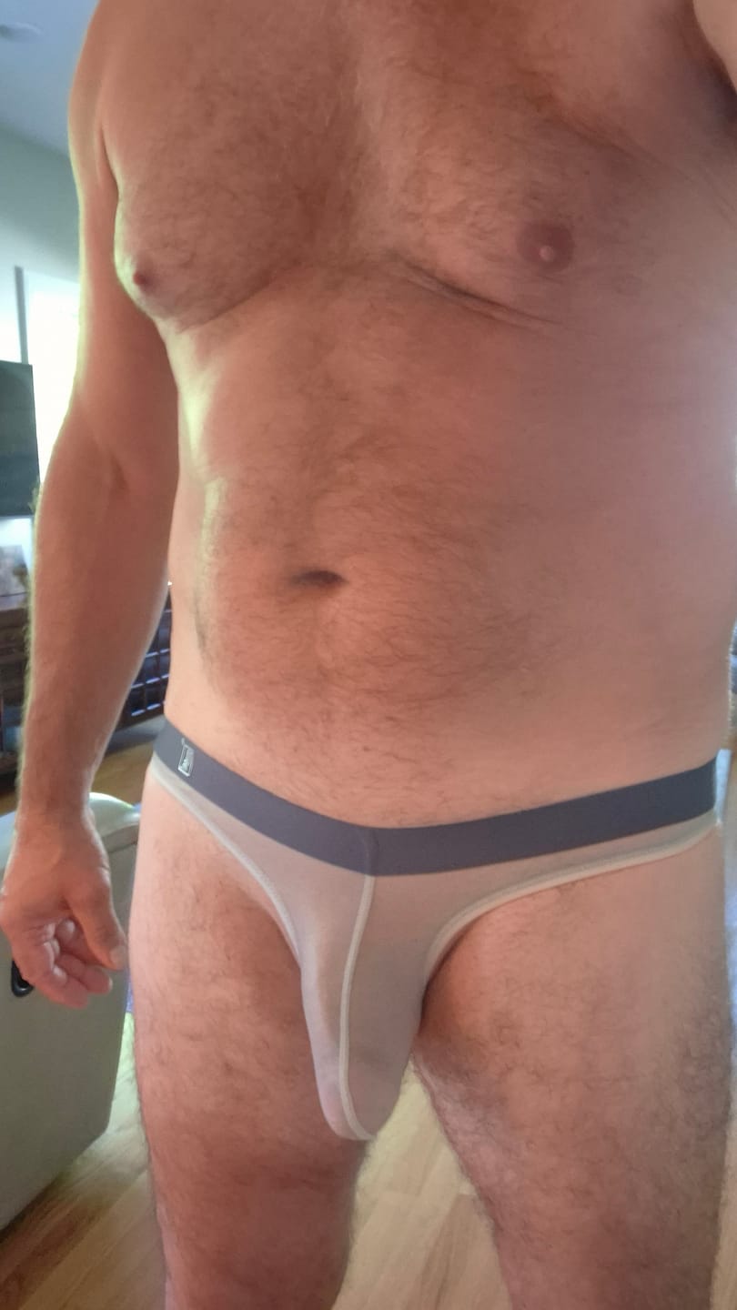 Customer photo review of Men's Ultra-Soft Seamless Nylon Briefs Breathable Cooling Fit