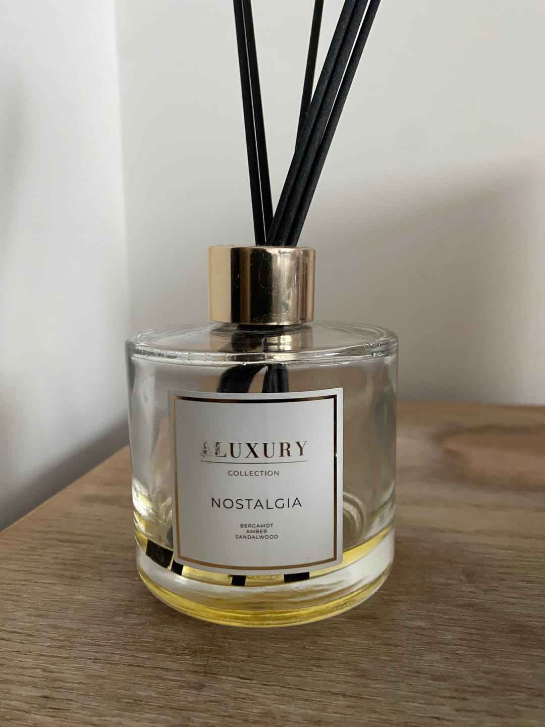 Customer photo review of Nostalgia Luxury Essential Oil Reed Diffuser