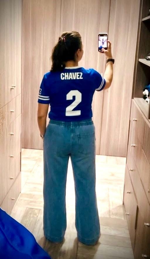 Customer photo review of Jersey Oficial Borregos Local Sin Número Azul, Mujer