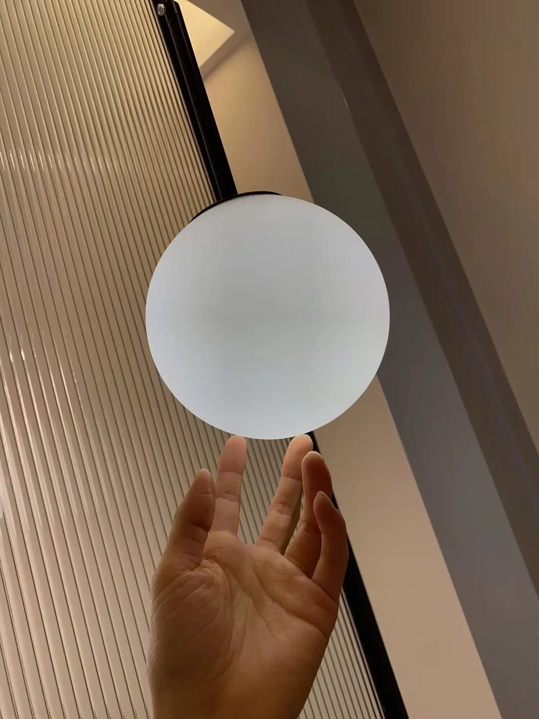 Customer photo review of Chrome Pendant Light for Kitchen Island, Glass Cage, 15–30 cm