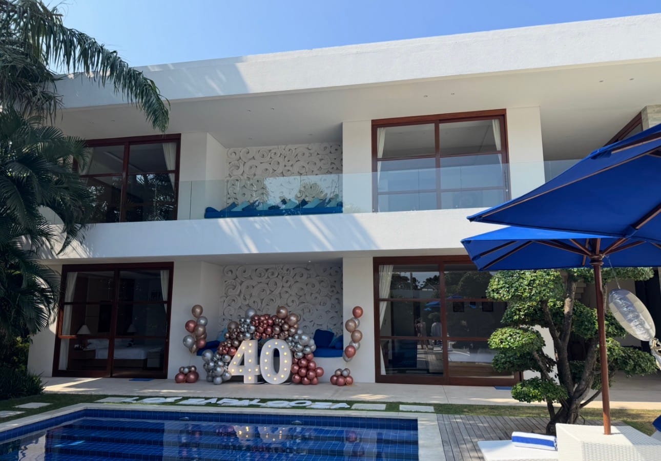 Customer photo review of 🎈 Pool Balloon Decoration Setup