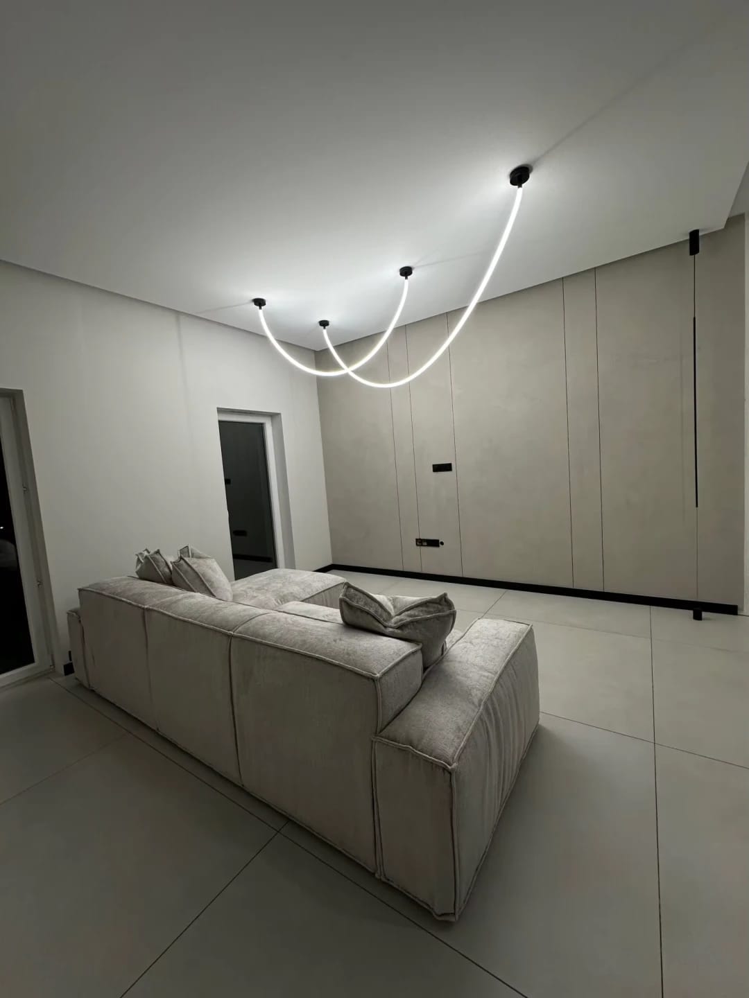 Customer photo review of Neon Rope Ceiling Light for Living Room, LED Tube, 100 to 300 cm