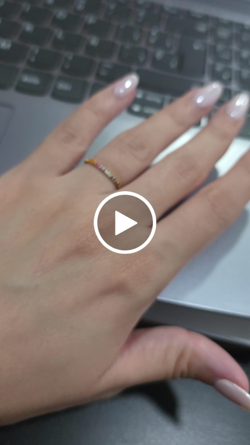 Customer video review of Anillo Rainbow