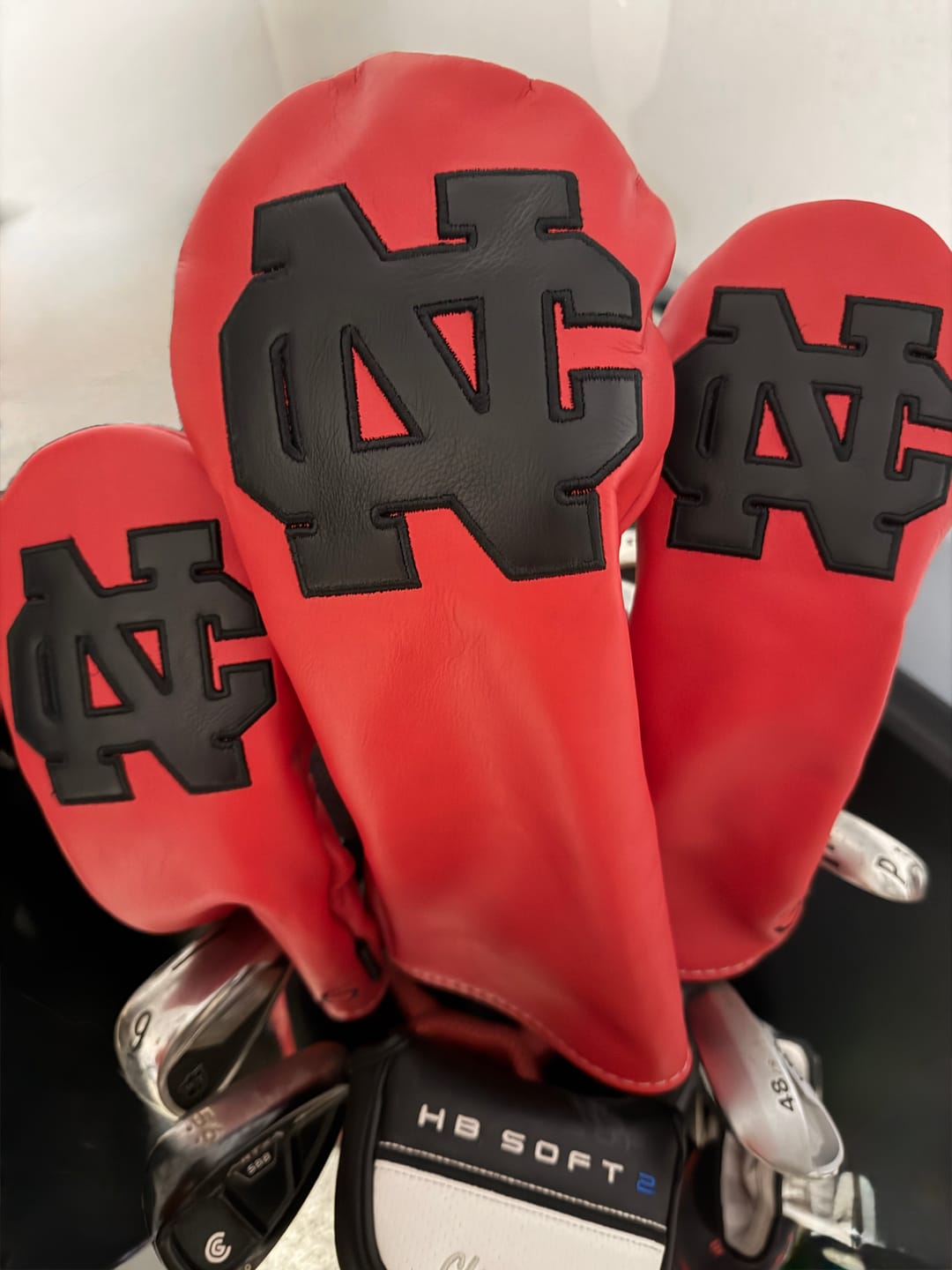Customer photo review of RUBY LEATHER CUSTOM WOOD HEADCOVER