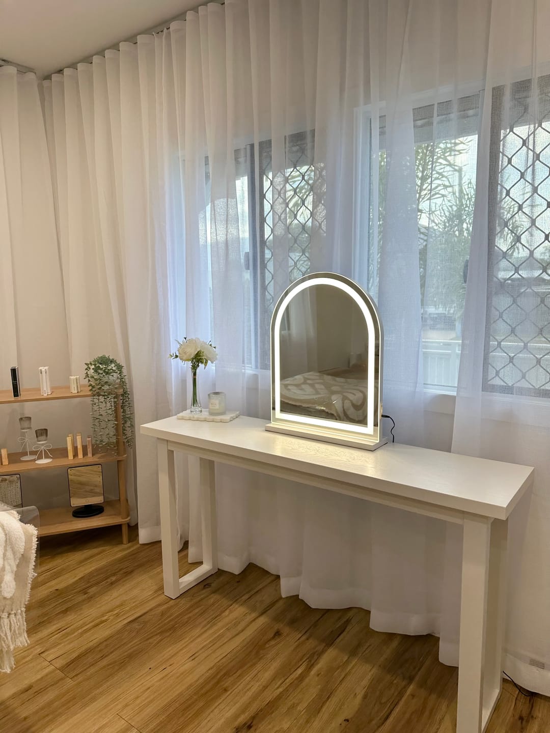 Customer photo review of Baby Archa LED Hollywood Make Up Mirror
