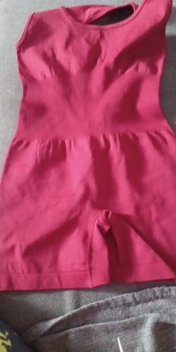 Customer photo review of Seamless Yoga Jumpsuit Backless Romper High-Waisted Lace