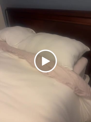 Customer video review of Puff Pillow