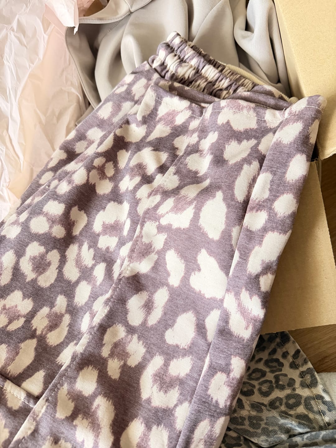 Customer photo review of Stylische Barrel Hose LEO MYSTIQUE dark leo mit Tunnelzug