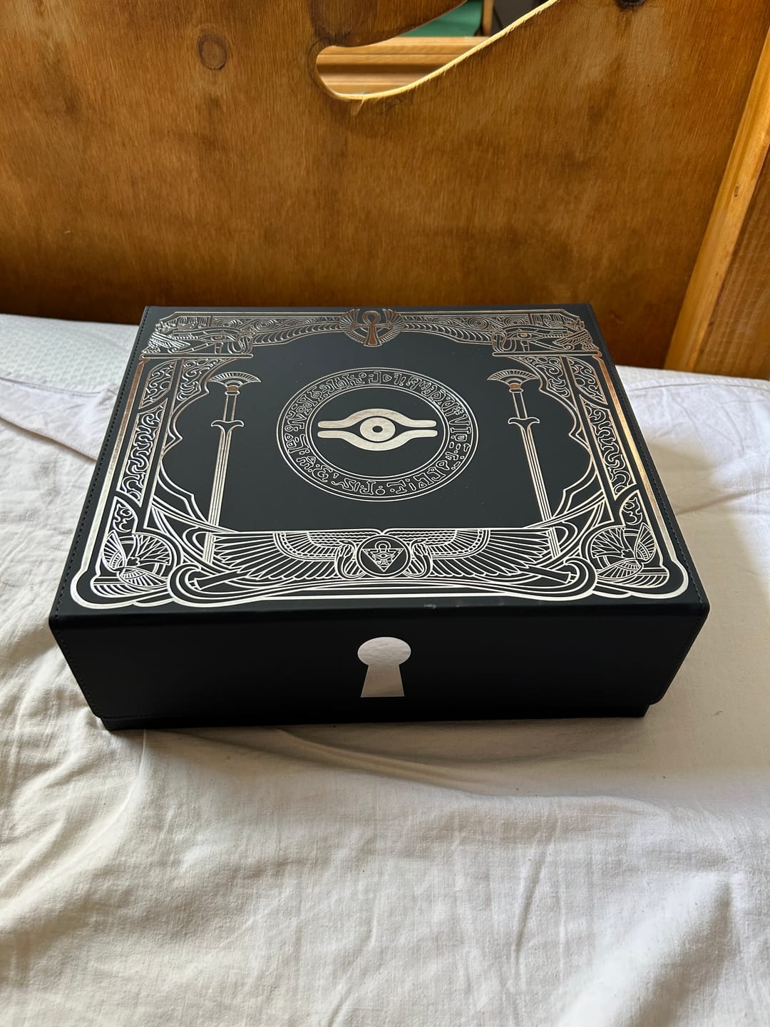 Customer photo review of The Darkest Magician Storage Box