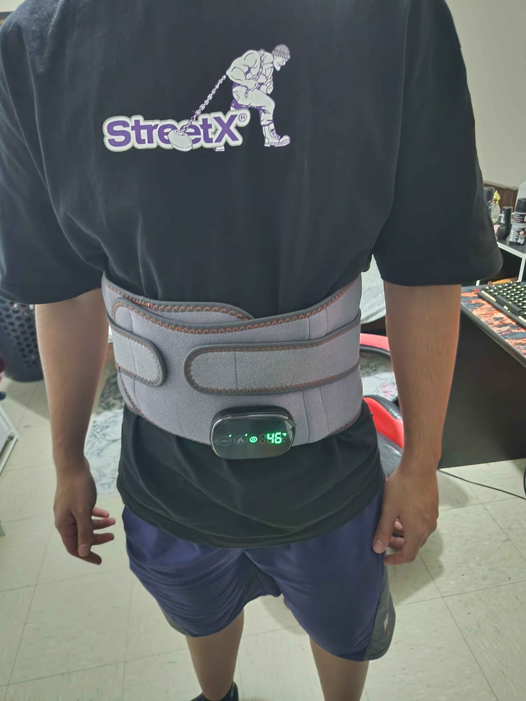 Customer photo review of STIMMAX Red Light Therapy Massage Belt