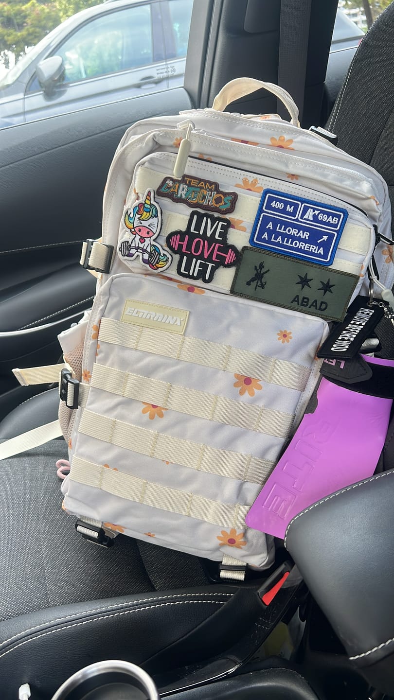 Customer photo review of Mochila Táctica V1 45L All in Margarita