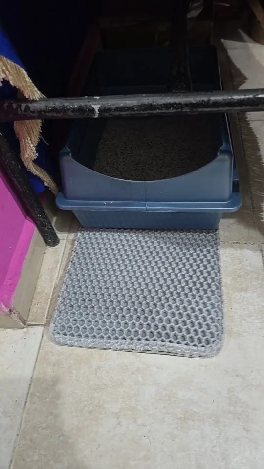 Customer photo review of The MiloPaw™ Ultimate LitterGuard