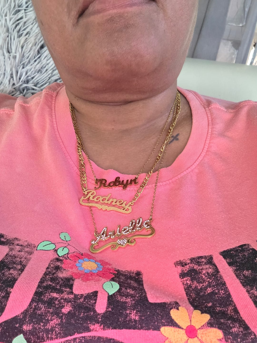 Customer photo review of Diamond Cut Heart Name Necklace