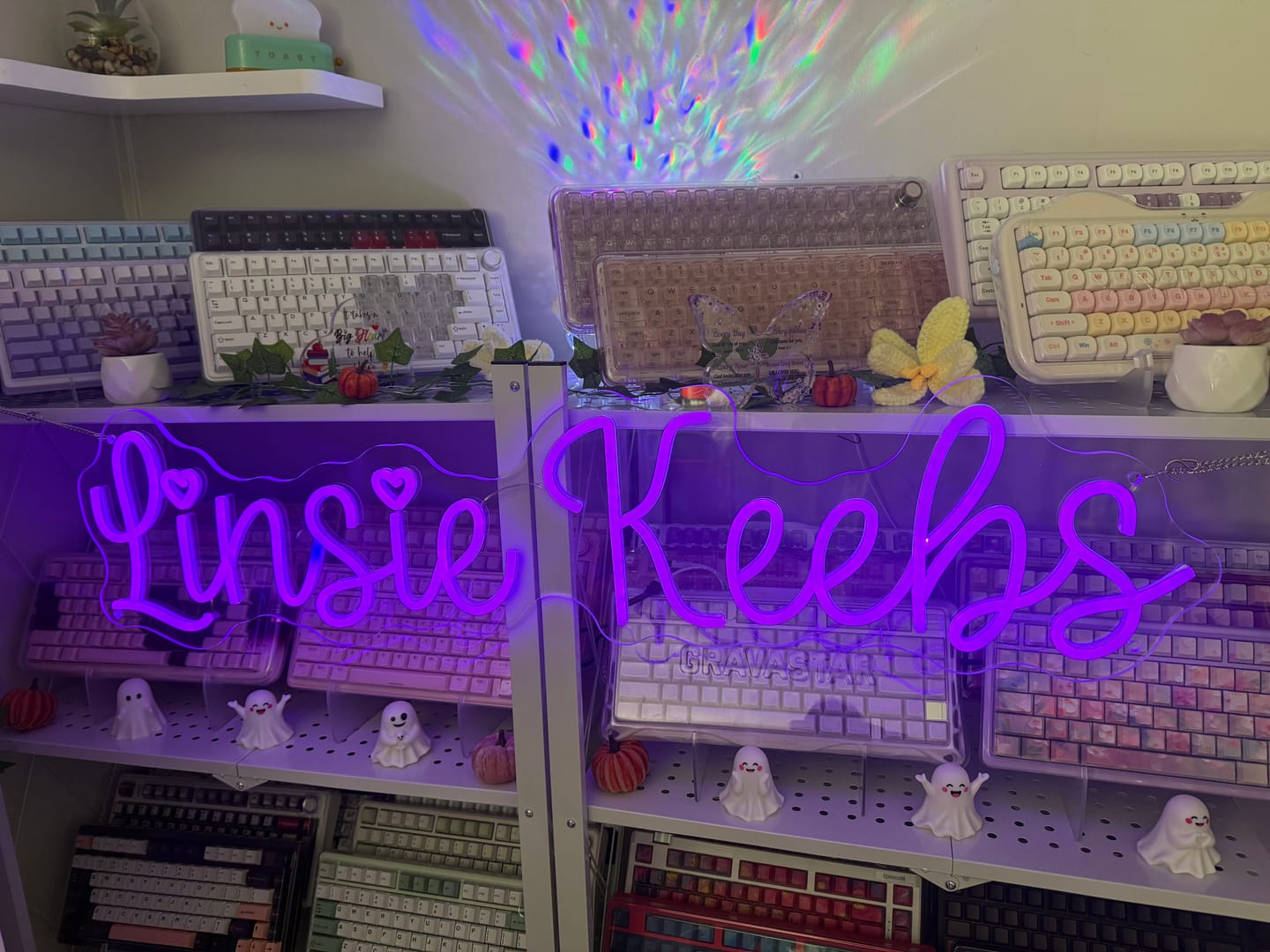 Customer photo review of Custom Neon Sign: Linsie Keebs