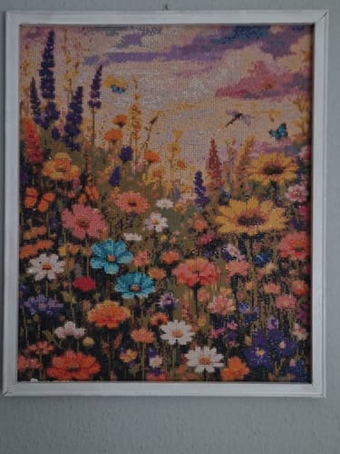 Customer photo review of Summer in a Sea of Flowers | Diamond Painting Kit