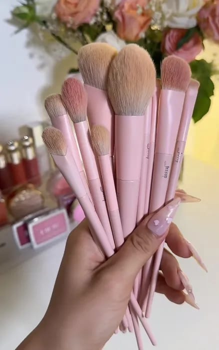 Customer photo review of Crystal Pink Makeup Brushes Set Premium Vegan T495