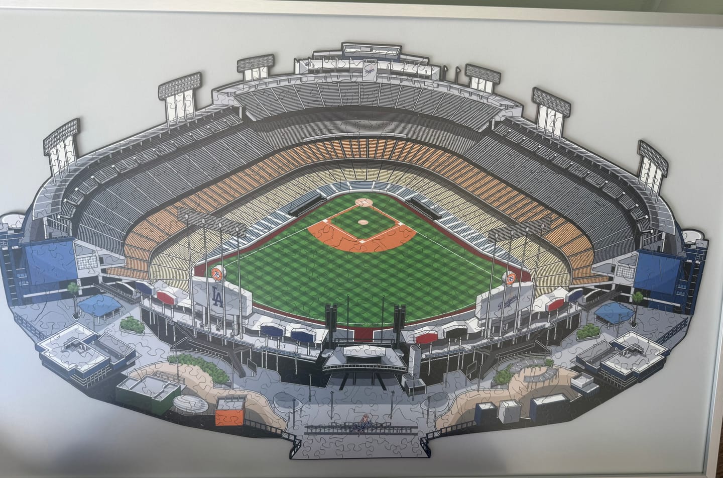 Customer photo review of Los Angeles Dodgers™ Dodger Stadium - Rompecabezas de Madera