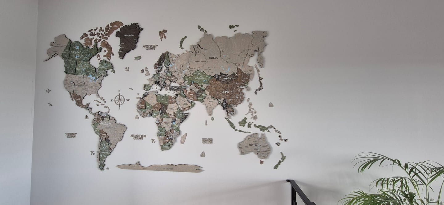 Customer photo review of Drewniana mapa świata 3D “Light Rustic"