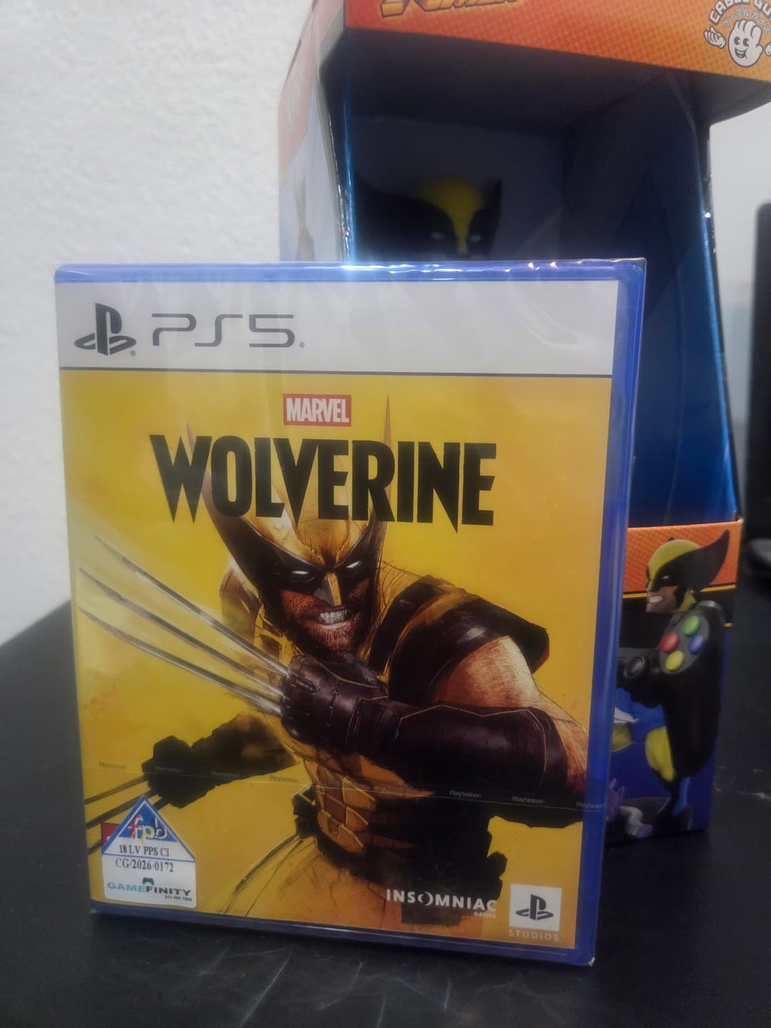 Customer photo review of Marvel's Wolverine (PS5) + Cable Guy: Wolverine Bundle