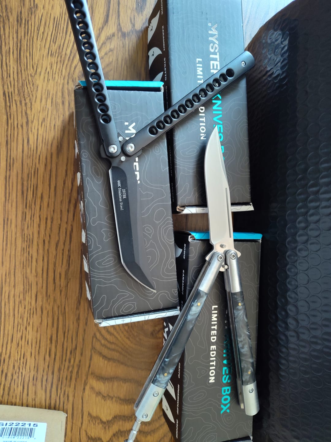 Customer photo review of BALISONGS MYSTERY BOX™