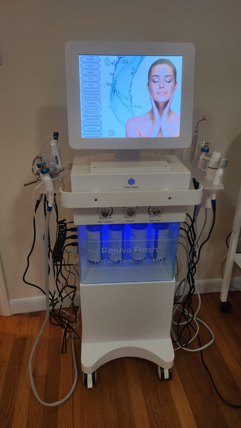 Customer photo review of HYDRA Perfection MD™ - Professional Hydro Facial Machine 15D